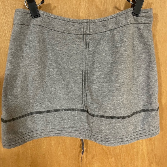FREE People - gym style skirt - Picture 3 of 3